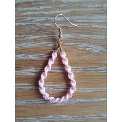 Gouttelettes en macramé rose