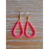 Gouttelettes en macramé rose fluo