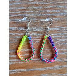 Gouttelettes en macramé multicolore