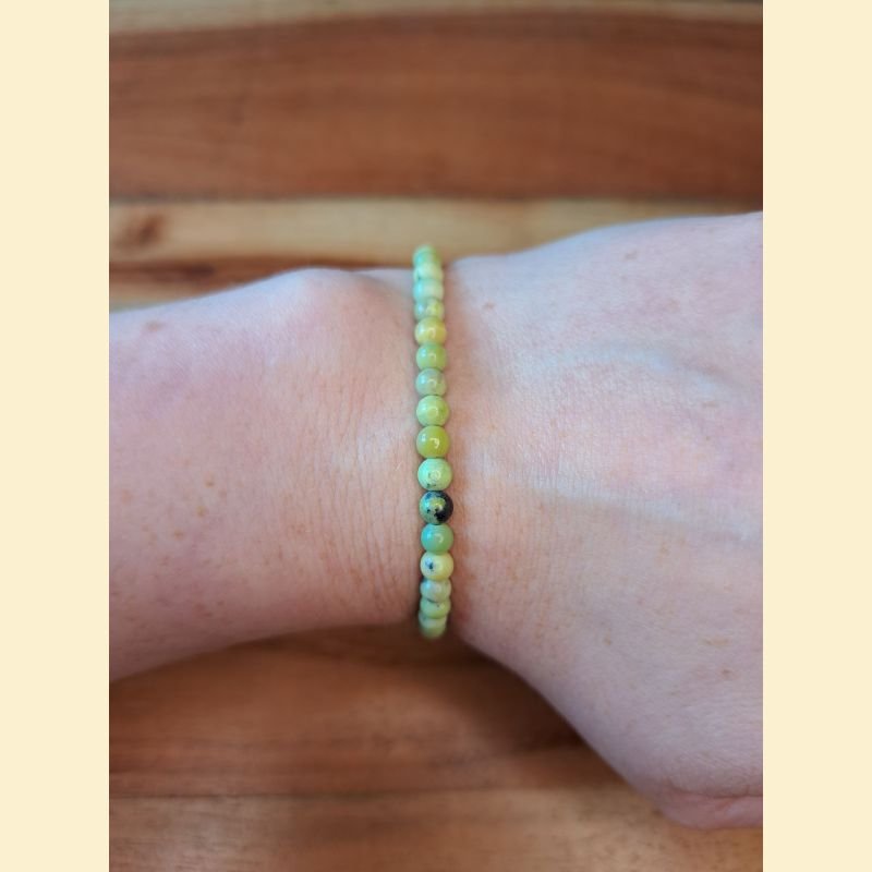 Bracelet "minéral fin" chrysoprase citron Bracelet "minéral fin" chrysoprase citron