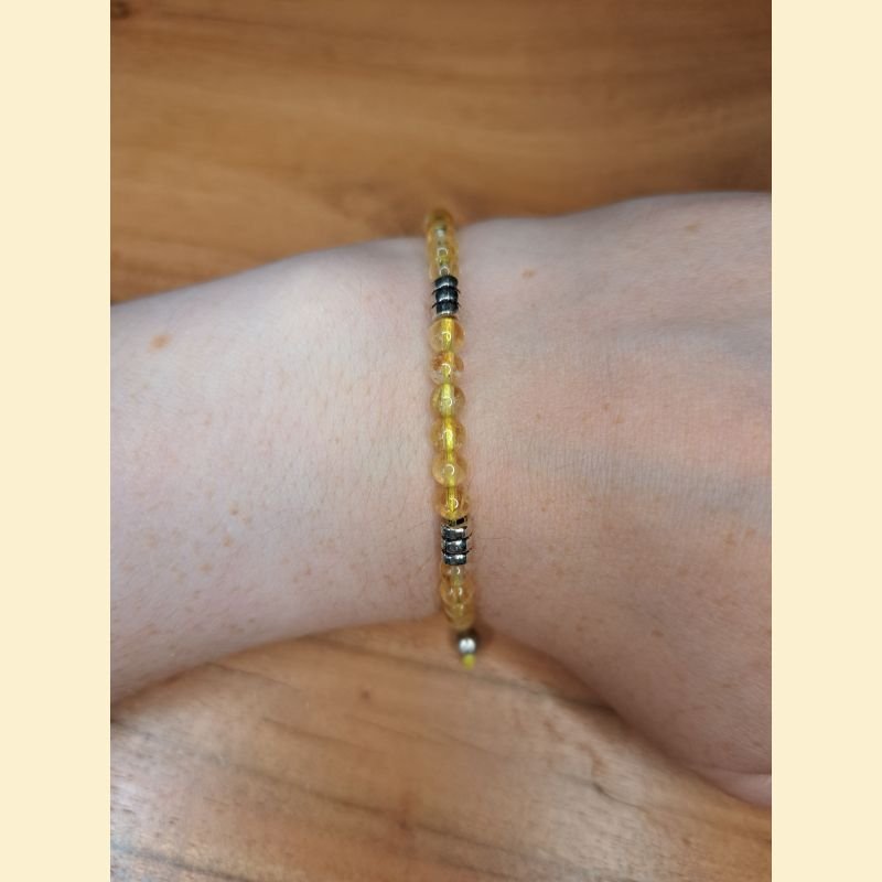 Bracelet "minéral fin" en citrine Bracelet "minéral fin" en citrine