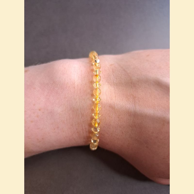 Bracelet "minéral et cristal" citrine Bracelet "minéral et cristal" citrine
