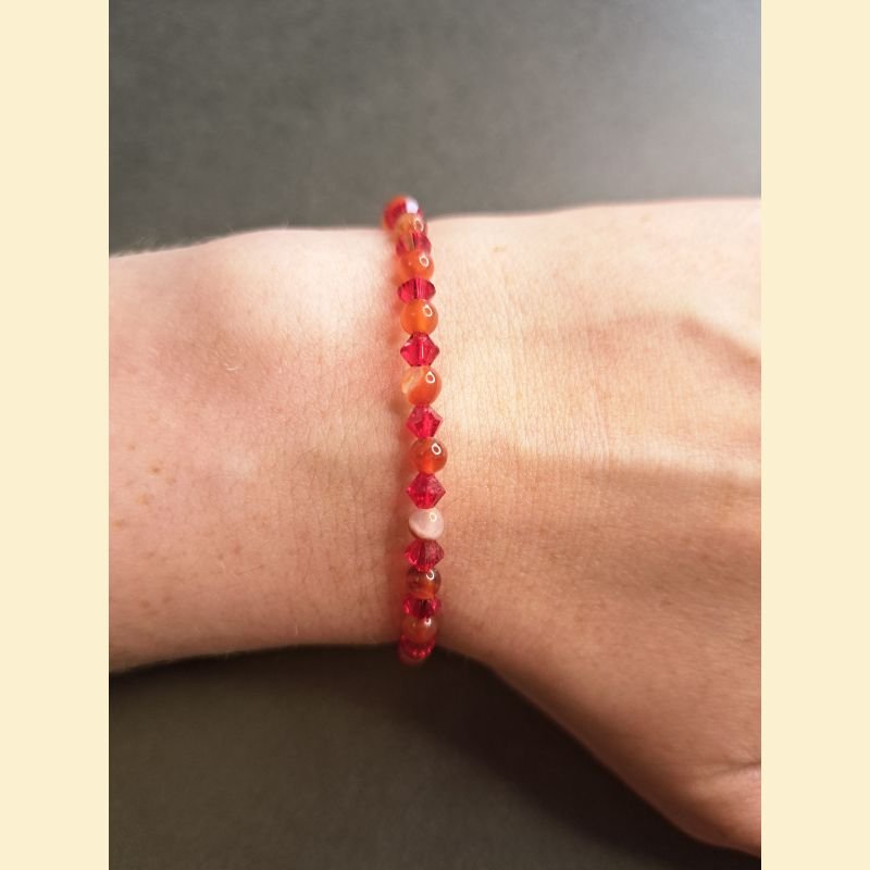 Bracelet "minéral et cristal" cornaline Bracelet "minéral et cristal" cornaline