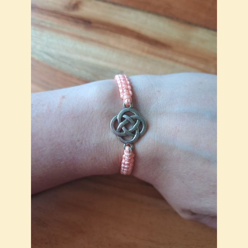 Bracelet macramé saumon