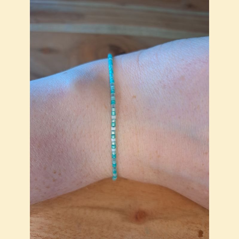 Bracelet perles d'Asie turquoise Bracelet perles d'Asie turquoise