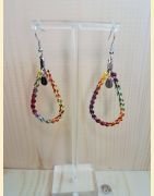 Boucles d'oreilles Gouttes en macramé arc-en-ciel vif