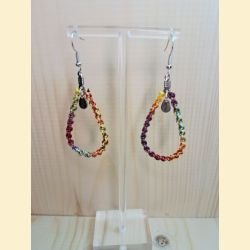 Boucles d'oreilles Gouttes en macramé arc-en-ciel vif