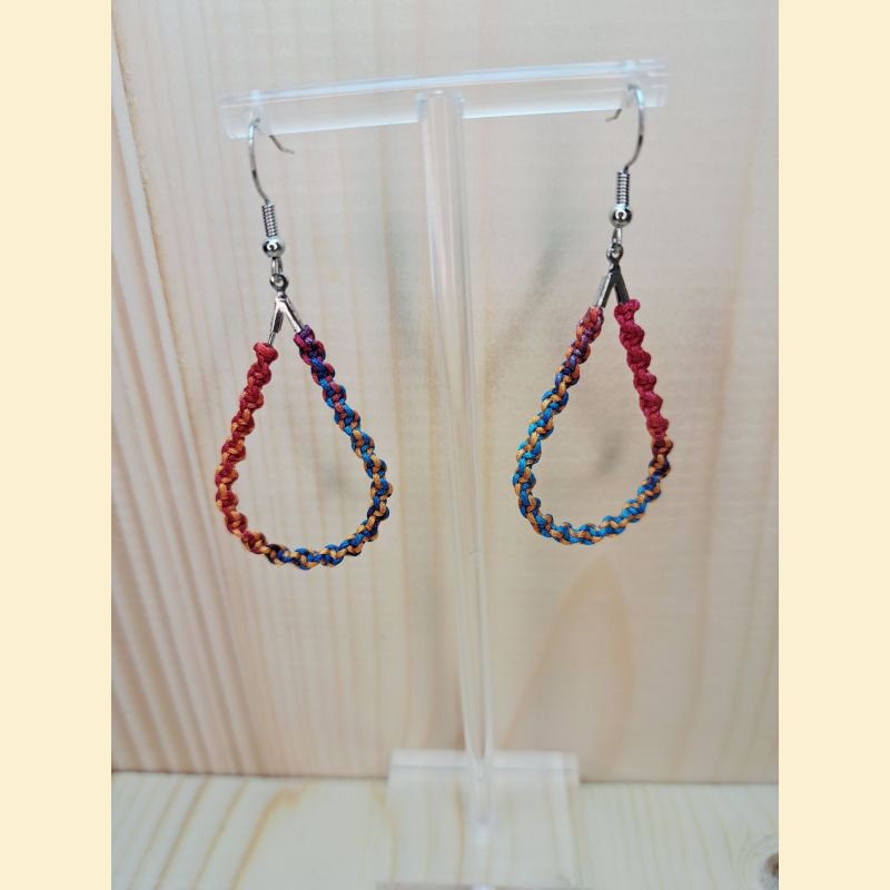 Boucles d'oreilles Gouttes en macramé coucher de feu Boucles d'oreilles Gouttes en macramé coucher de feu