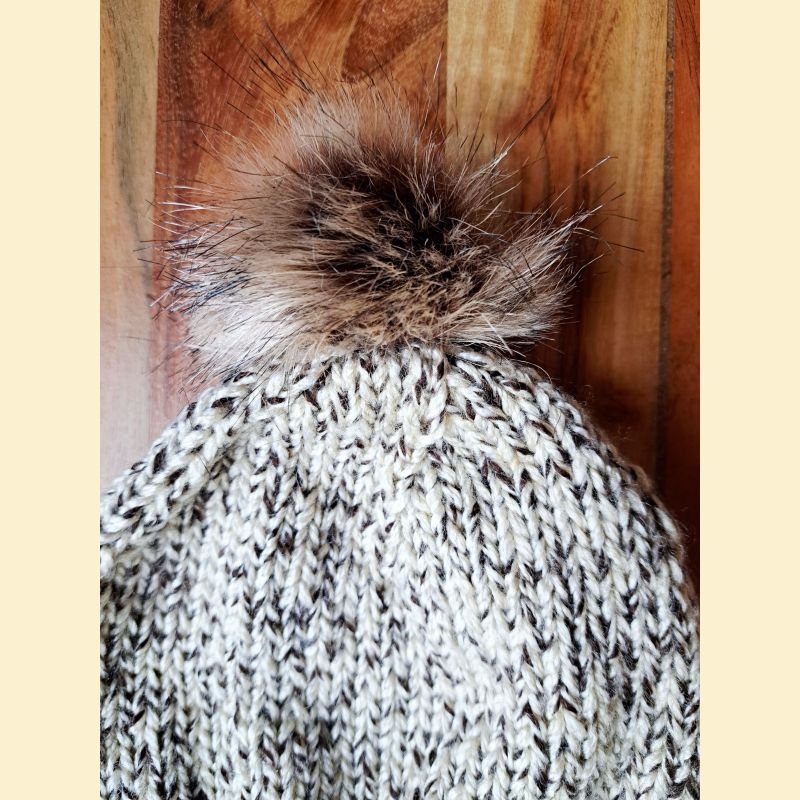 Bonnet beige et brun