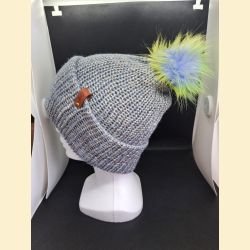 Bonnet metallico bleu ciel doré